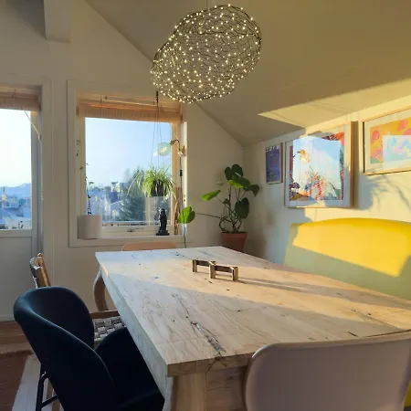 Cozy And Loft In *