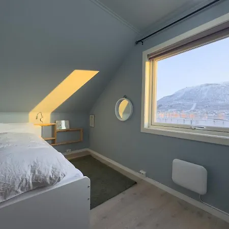 Cozy And Loft In Apartment