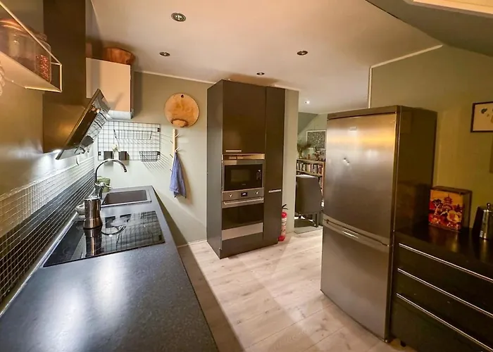 Cozy And Loft In *
