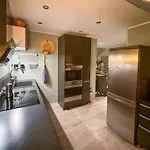 Cozy And Loft In *